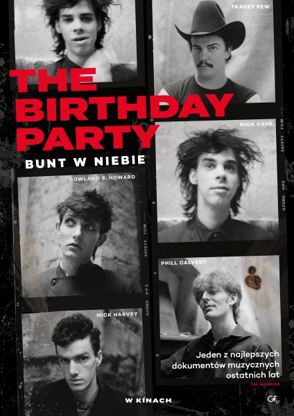 The_Birthday_Party_Bunt_w_niebie
