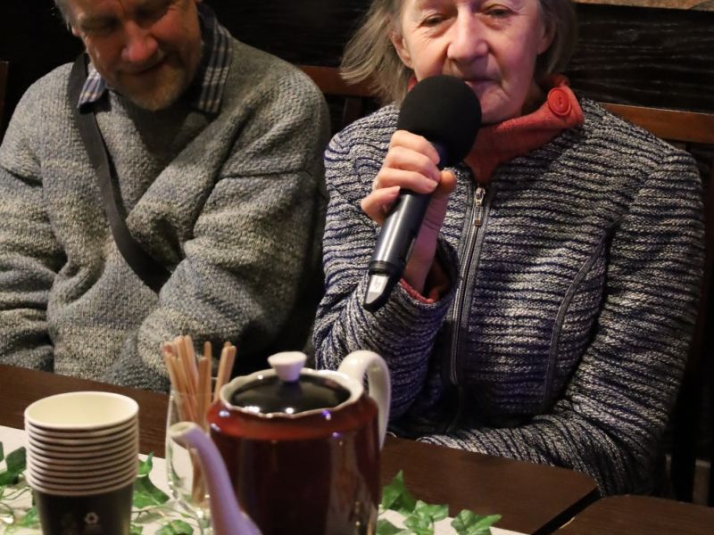wieczor poezji mysli ubrane w slowaa   czyta  janina melnyk