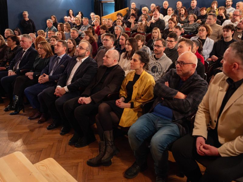 organizatorzy lukasz zagorbelny dyrektor ck   oraz dyrektor gok i posel anna szmid