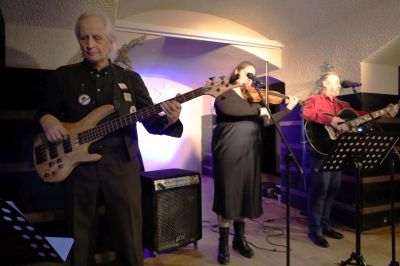 Wieczór z poezją — w świąecznym nastroju